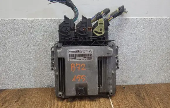 Jaguar XF X250 Engine control unit/module 0281018585