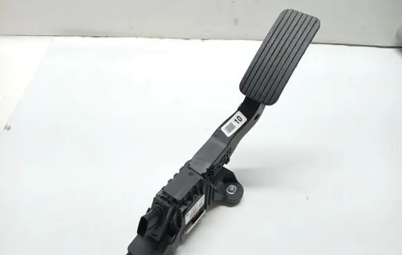 KIA Stonic Accelerator throttle pedal 32700-XXXXX