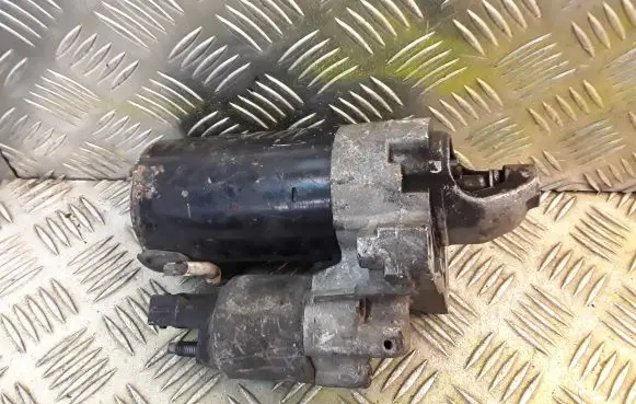 Mini One - Cooper Coupe R56 Starter motor 7589354