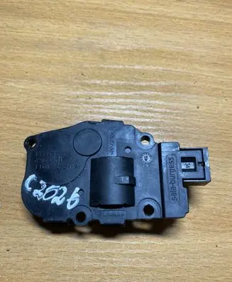 BMW X6 E71 A/C air flow flap actuator/motor EFB436 C2026