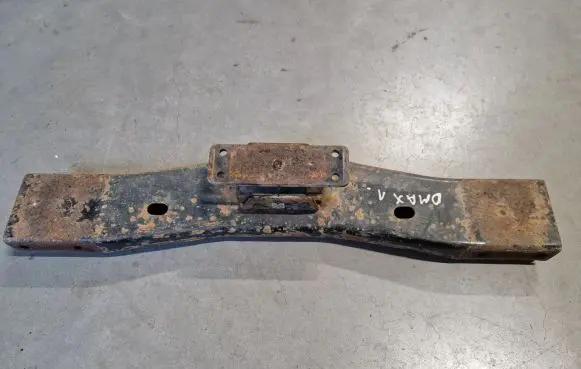 Isuzu D-Max Gearbox mounting bracket