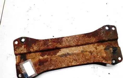 Ford Fiesta Engine mounting bracket