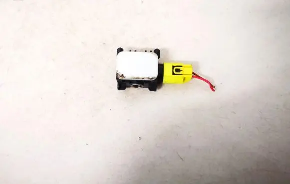 Mercedes-Benz R W251 Airbag deployment crash/impact sensor 0038202826