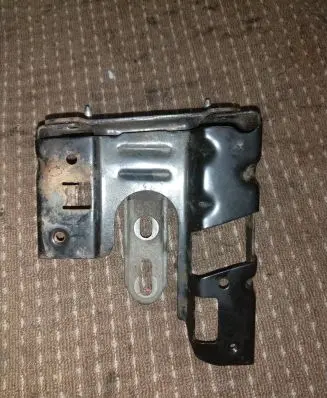 Opel Crossland X Engine mount bracket 9801521580