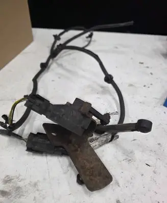 Volkswagen Touareg I Headlight/headlamp level sensor 6PM008161