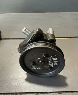 Land Rover Freelander Power steering pump 