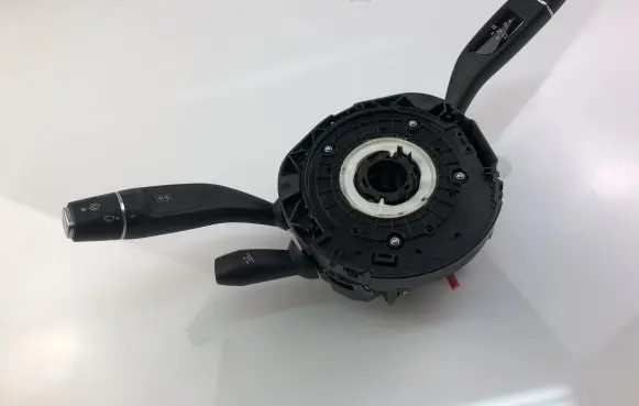 Mercedes-Benz E W213 Indicator stalk 30S10100692