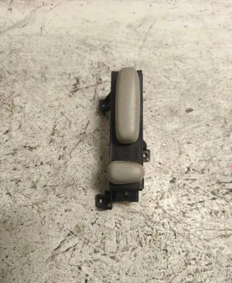 Toyota Avensis T250 Seat control switch 18A188