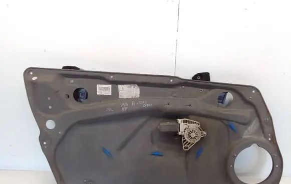 Mercedes-Benz A W169 Front door window regulator with motor A1697201779
