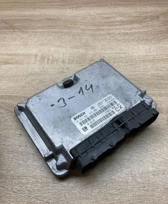 Opel Astra G Engine control unit/module ECU 09136119 0281001874