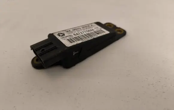 Chrysler Voyager Airbag deployment crash/impact sensor 04727750AA TDS3470E5722 5UY71000