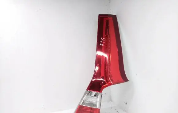 Volvo V70 Tailgate rear/tail lights
