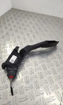 Volkswagen PASSAT B8 Accelerator throttle pedal 5Q2723503D