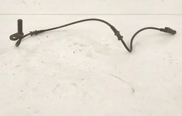 Mercedes-Benz E W211 ABS brake wheel speed sensor A2115401317 2115401317
