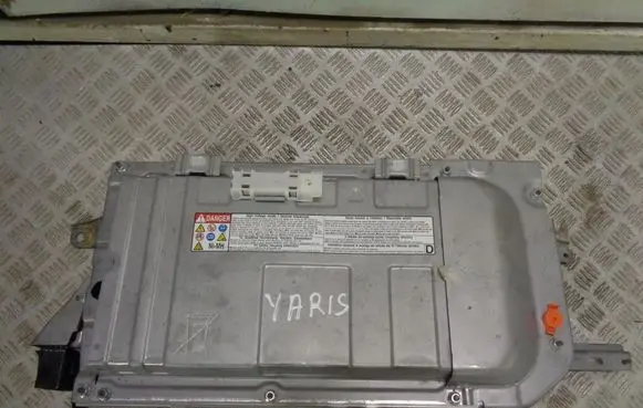 Toyota Yaris Hybrid / electric car battery G928052030