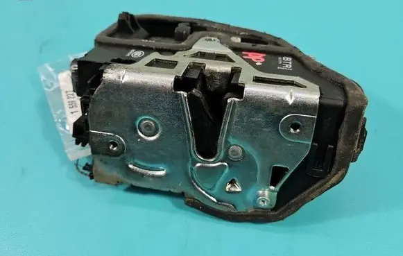 BMW 3 E90 E91 Front door lock 7059974 IMPRK1559227