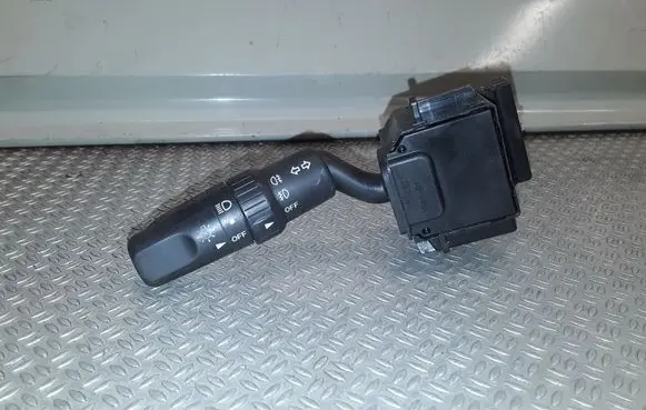 Mazda 3 I Indicator stalk 17D682