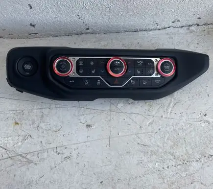 Jeep Wrangler Central console control unit P6BE16DX9AC P6BE16D39AC
