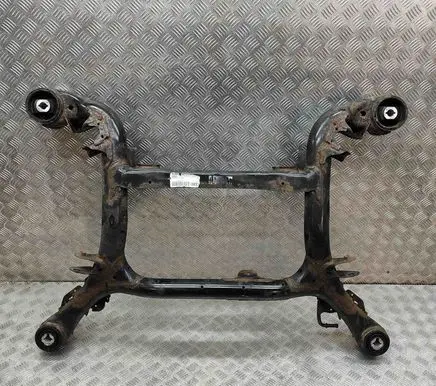 Audi Q7 4M Rear subframe 4M0500025