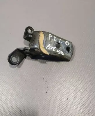 Toyota Avensis T250 Front door upper hinge