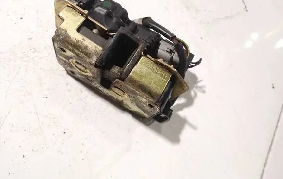 Chrysler Voyager Rear door lock