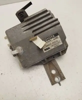 Toyota Corolla E120 E130 Power steering control unit/module 8965002010 EATCEC007 084221