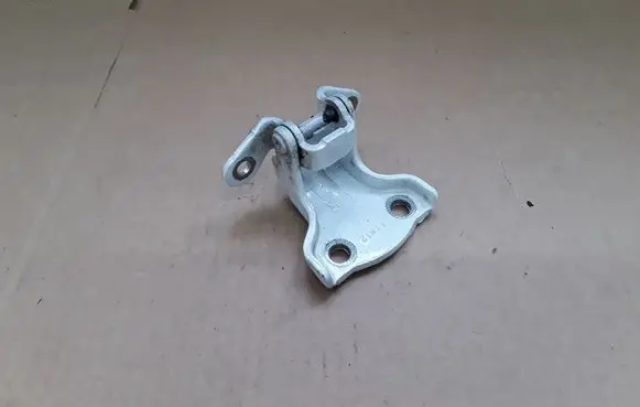 Opel Antara Rear door upper hinge 11M12