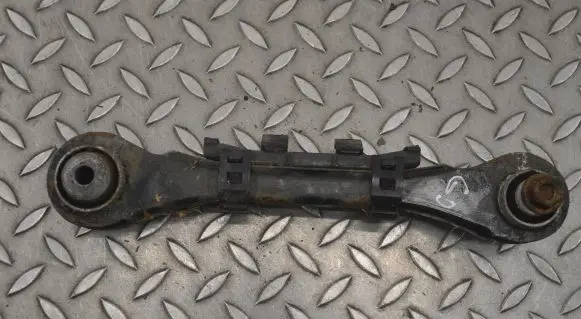BMW 4 F32 F33 Rear upper control arm/wishbone 6792519