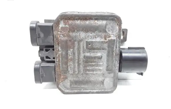 Volvo V60 Coolant fan relay 940011200