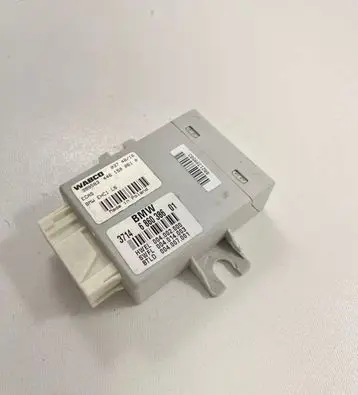 BMW 5 F10 F11 Air suspension control unit module (rear) 6860386 004002000