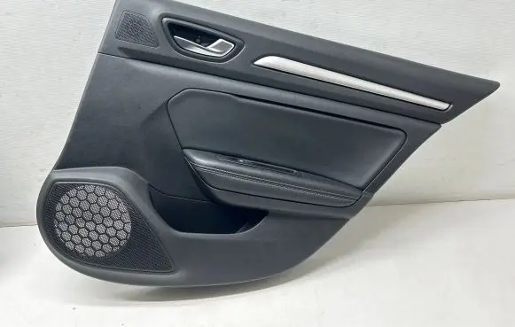 Renault Megane IV Rear door card panel trim 829A05859R 682017