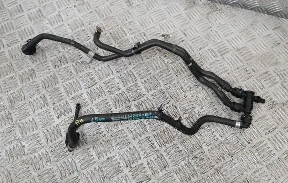 Mercedes-Benz B W247 Engine coolant pipe/hose 