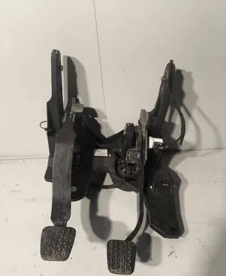 Opel Astra J Pedal assembly 13252175 0000049 512723057