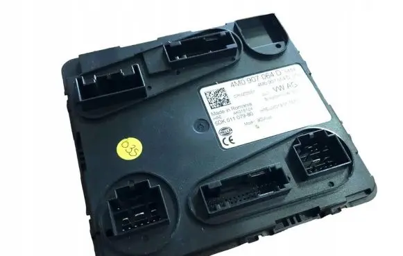 Audi Q7 4M Comfort/convenience module 4M0907064D