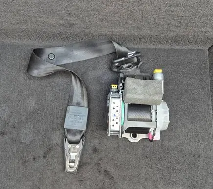 Audi A4 Allroad Front seatbelt 8K1857706AJ 8K1857706AJV04