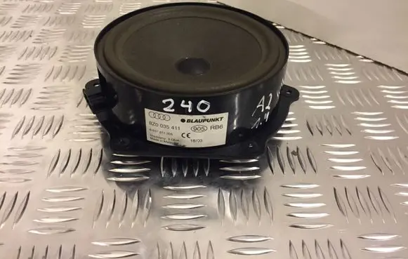 Audi A2 Front door speaker 8Z0035411