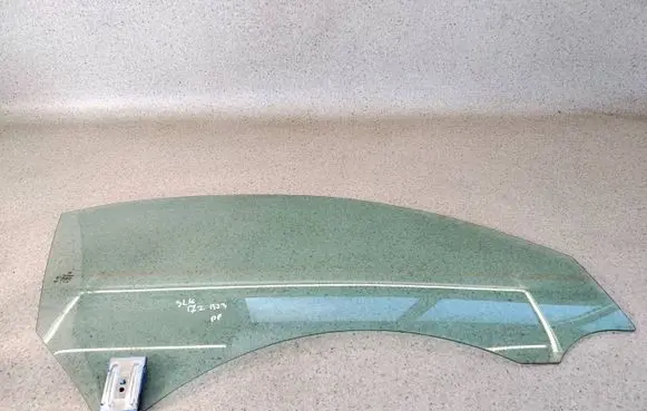 Mercedes-Benz SLK R172 Front door window/glass (coupe) 