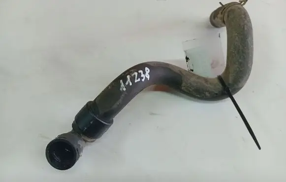 Peugeot 307 Engine coolant pipe/hose 
