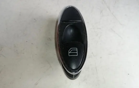 Mercedes-Benz E W211 Electric window control switch A2118219758