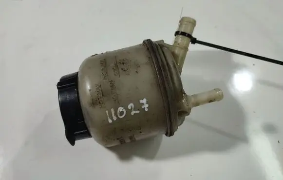 Nissan X-Trail T30 Power steering fluid tank/reservoir 