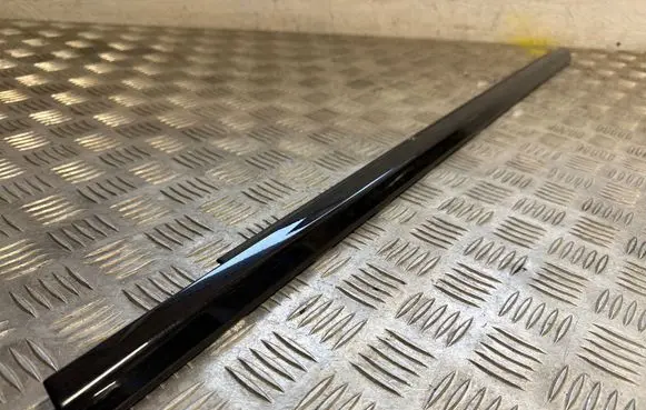 BMW iX Front door glass trim molding 8491343 21454110 100821