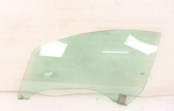 Peugeot 308 Front door window/glass (coupe) 