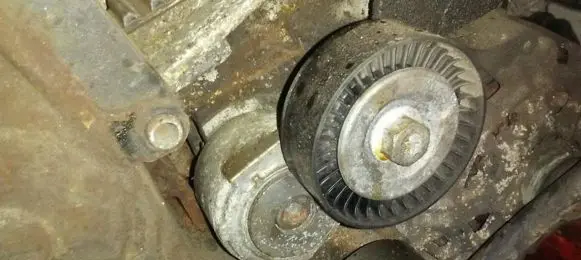 Peugeot Expert Generator/alternator belt tensioner
