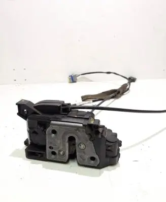 Renault Kangoo II Rear door lock 8200542358