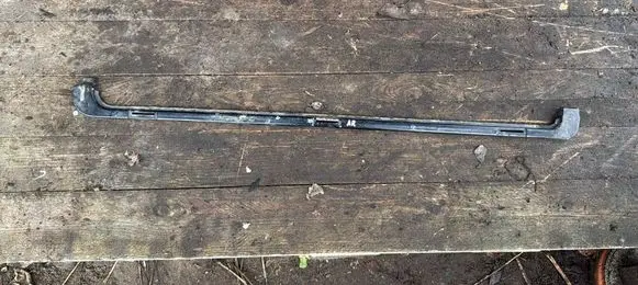 Volvo V50 Radiator support slam panel bracket 30671117