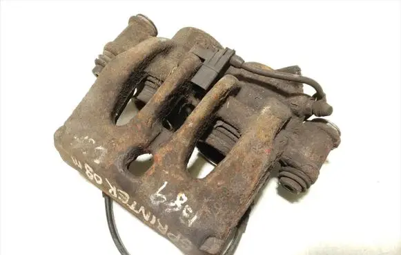 Mercedes-Benz Sprinter W906 Front brake caliper