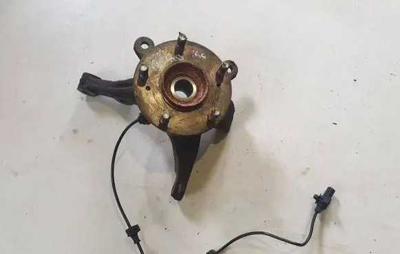 Honda Civic Front wheel hub spindle knuckle