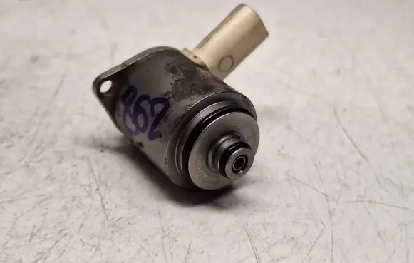BMW 5 F10 F11 Hydraulic servotronic pressure valve 32106788212 32106767408 32136764984