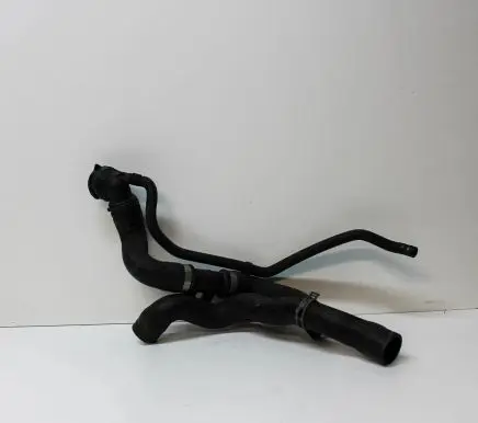 Volkswagen Tiguan Engine coolant pipe/hose 5N0121049H