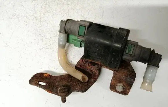 Renault Laguna III Turbo solenoid valve 6790887050 8200699179-a